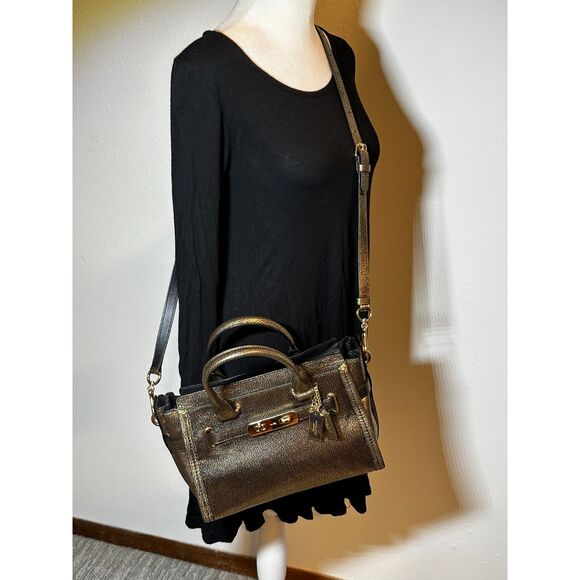 Coach Gold Leather Swagger Medium Carryall Top Handle Bag EUC - Picture 1 of 9
